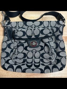 Coach Signature C Canvas Turnlock Flap Crossbody Bag Black Y2K